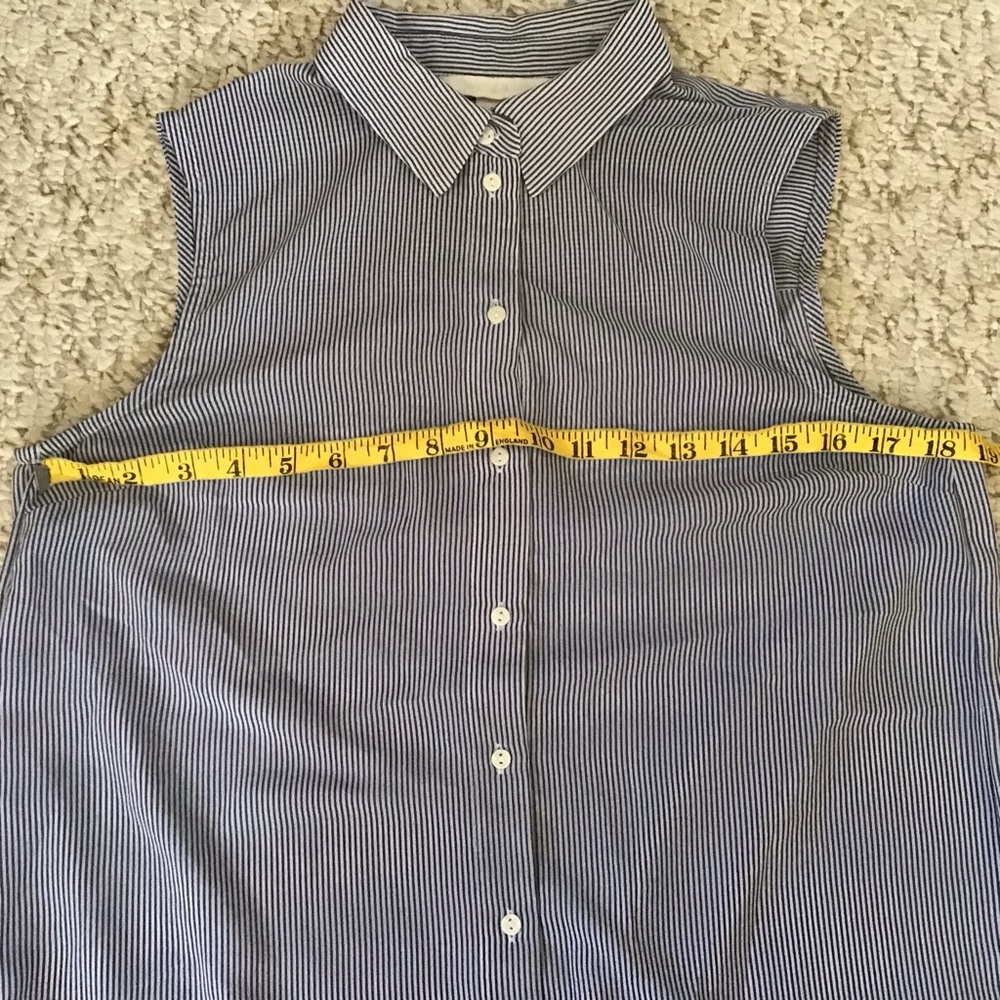 💥3/$10 Striped Button Down Blouse - Picture 3 of 4
